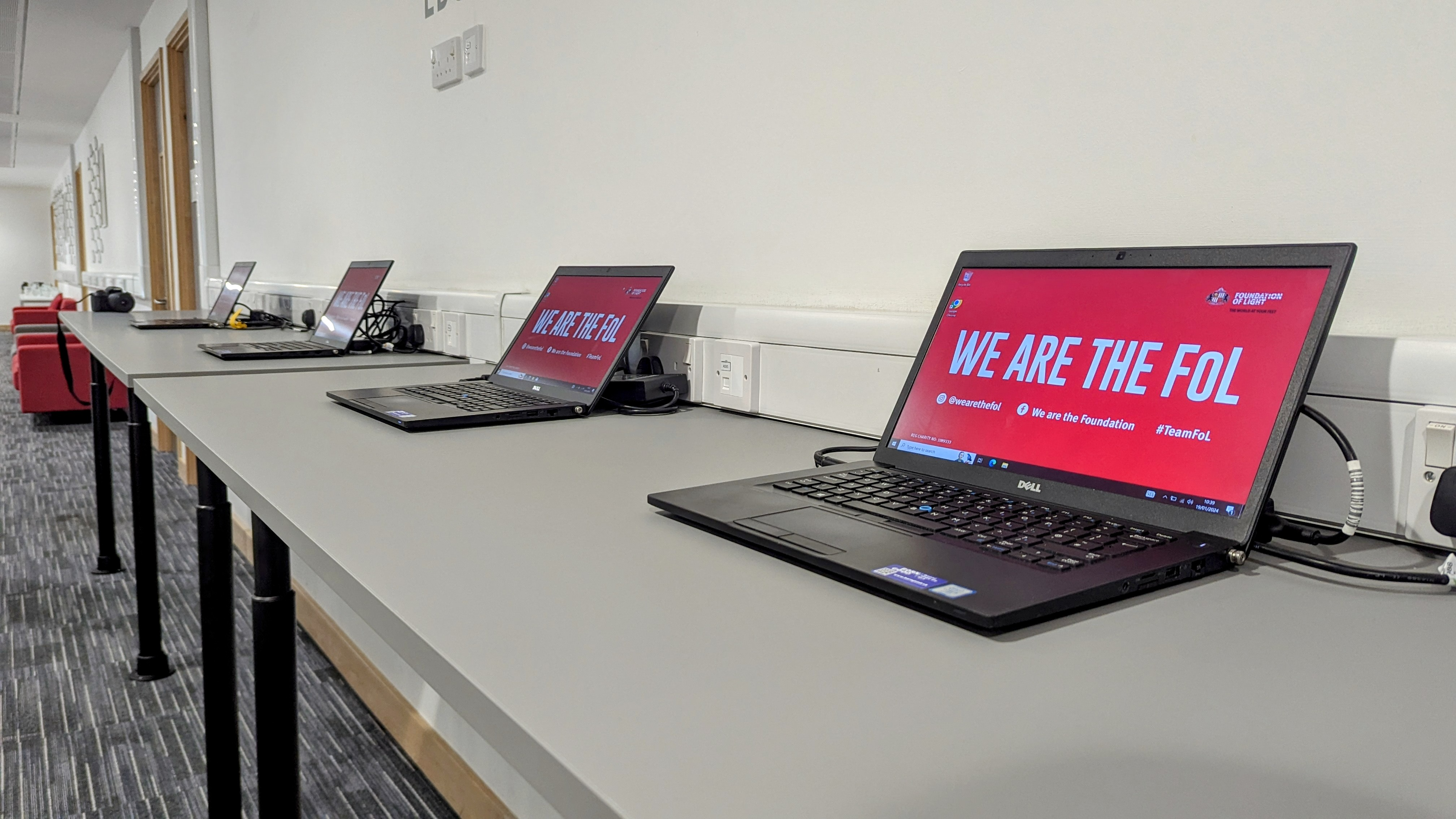 Free-to-use laptops for Beacon visitors 